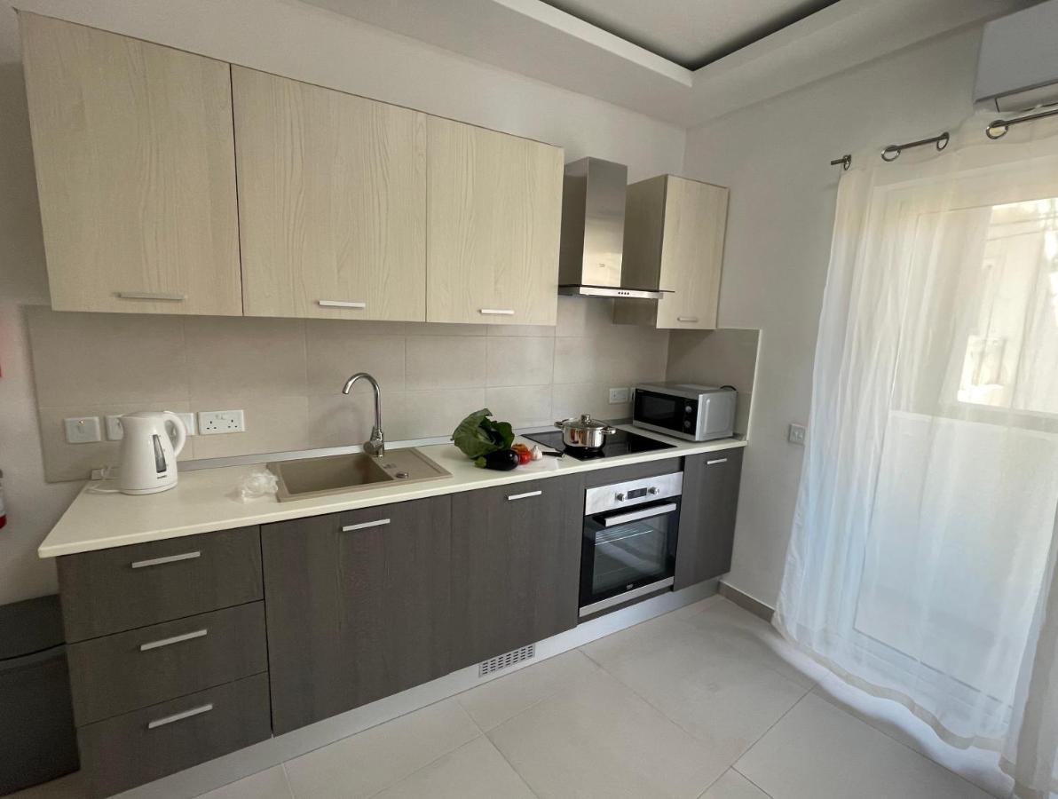 New & Comfortable 7Sun Apartments Near Sandy Beach St. Paul's Bay Luaran gambar